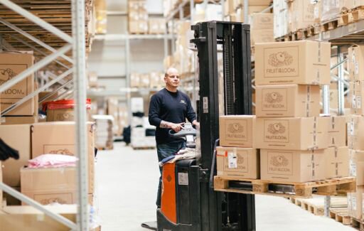 Textil Lager und Logistik in der Textildruckerei Berlin